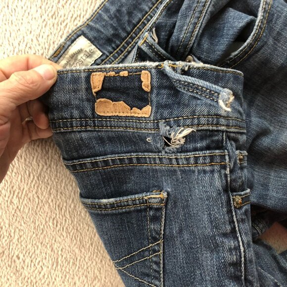 Aeropostale Womens Hailey Flare Jeans Size 5/6 Short Blue Denim Casual Classic - Picture 11 of 16